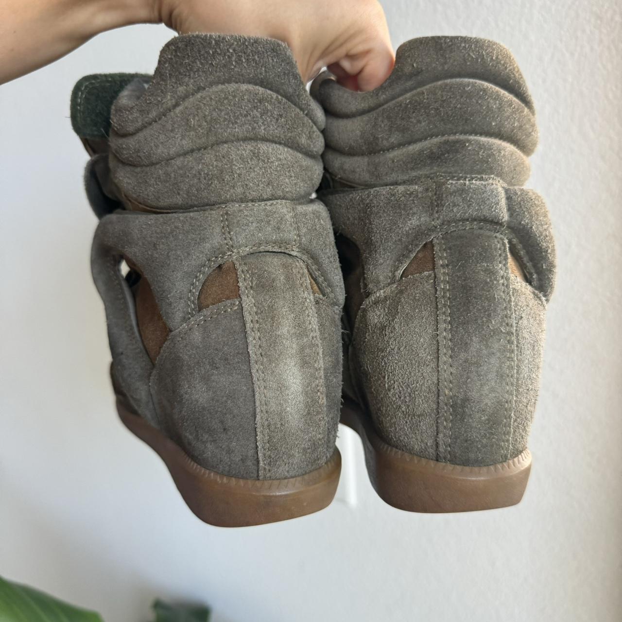 Authentic Isabel Marant Bekett Wedge Sneakers – Khaki Taupe Suede