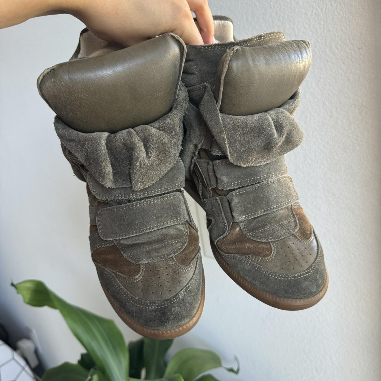 Authentic Isabel Marant Bekett Wedge Sneakers – Khaki Taupe Suede